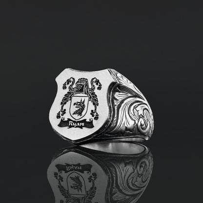 925 Sterling Silver Celtic Design Engraved Family Ring