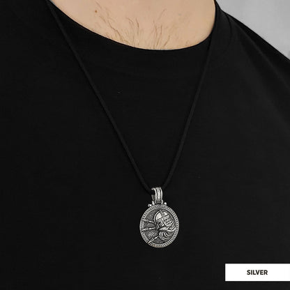 Custom Design Round Shaped Three Spear Viking Necklace