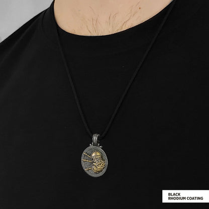 Custom Design Round Shaped Three Spear Viking Necklace