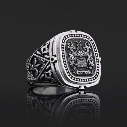 Custom Family Crest Ring, Personalized Family Crest Ring, Family Coat of Arms Ring