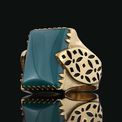 925 Silver Ring With Leaf Motif Stone