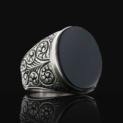 Men 925 Sterling Silver Ring With Unique Motif