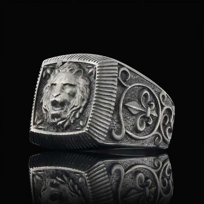 Silver Lion Ring