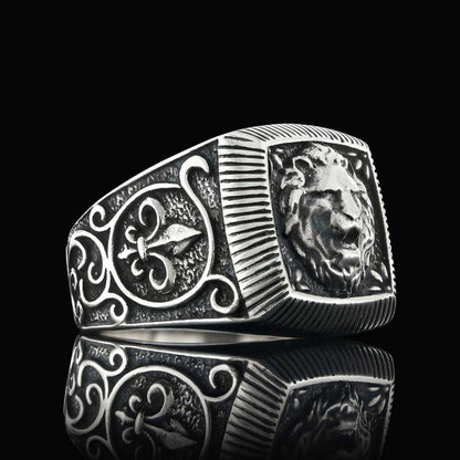 Silver Lion Ring